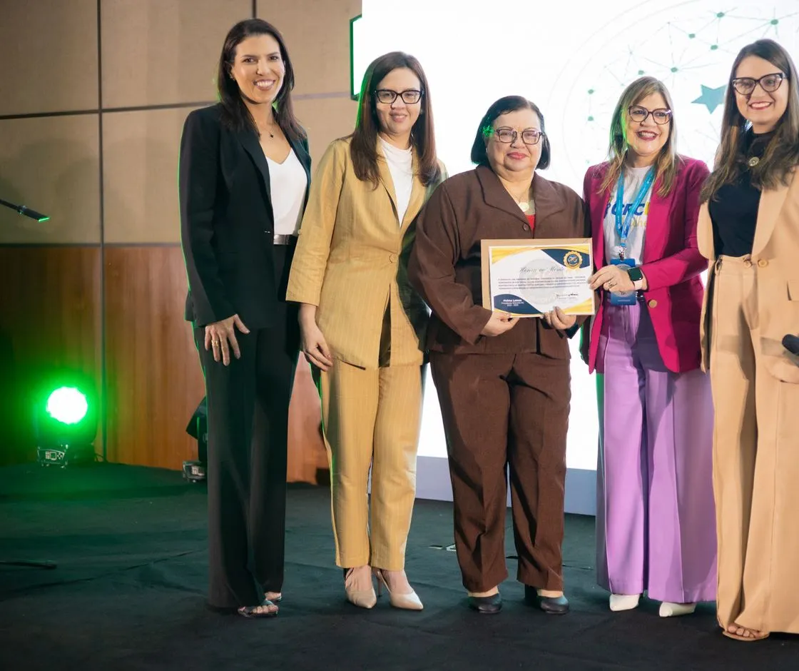 Premiação no Congresso de Contabilidade de 2024, com a liderança do Grupo Plancon